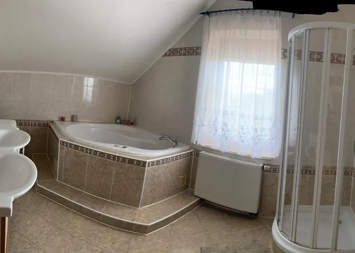Petatos Apartment *