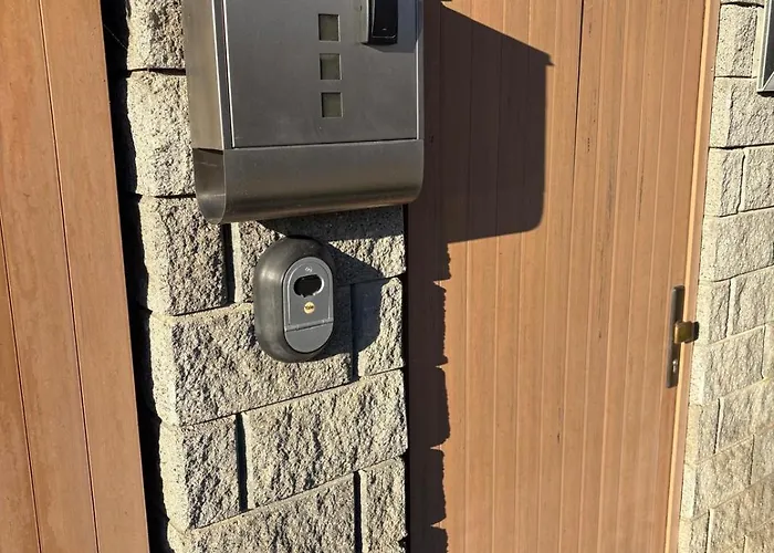 Petatos شقة Rovinka